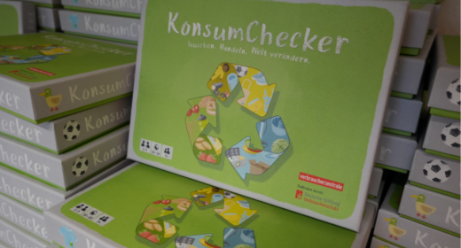 Brettspiel KonsumChecker übereinander, copyright: VZ Schleswig-Holstein